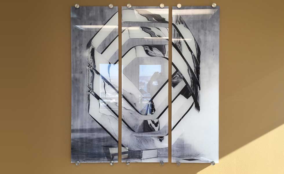 Office Décor to the Max